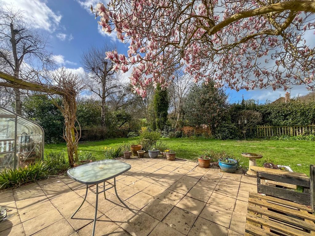 Property photo 3 of 16