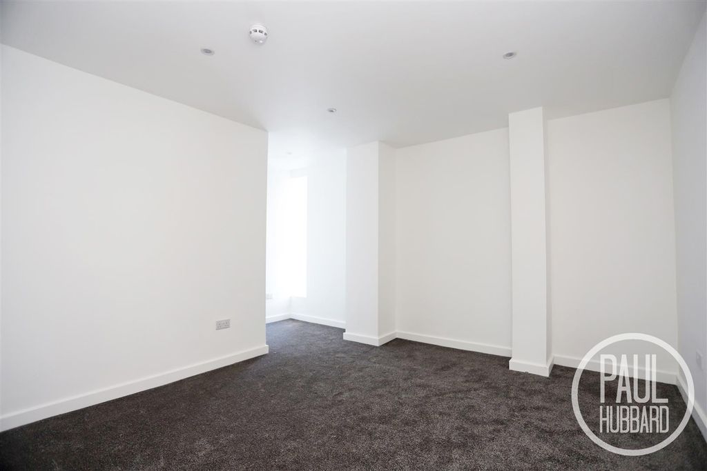 Property photo 3 of 11 Img_5960.Jpg