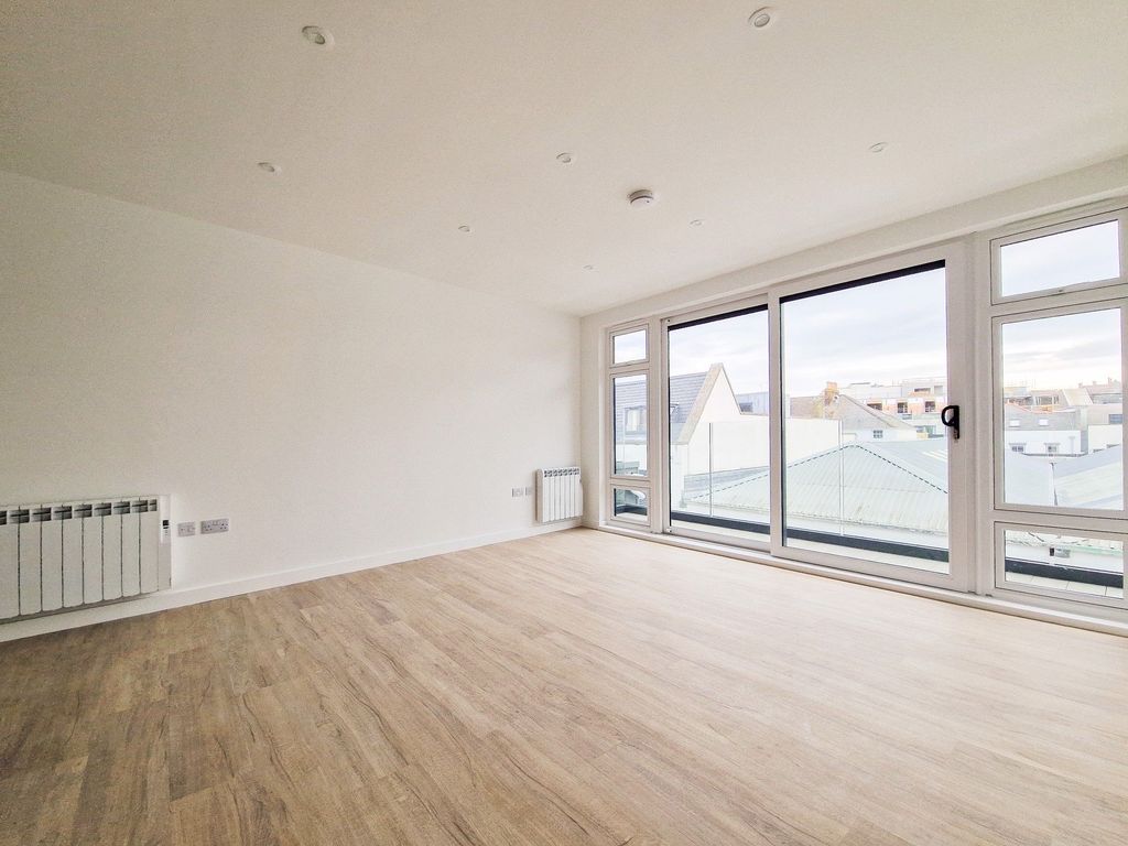 Additional image 4 of 2 bed flat for sale5 Crahamel House, St Helier JE2