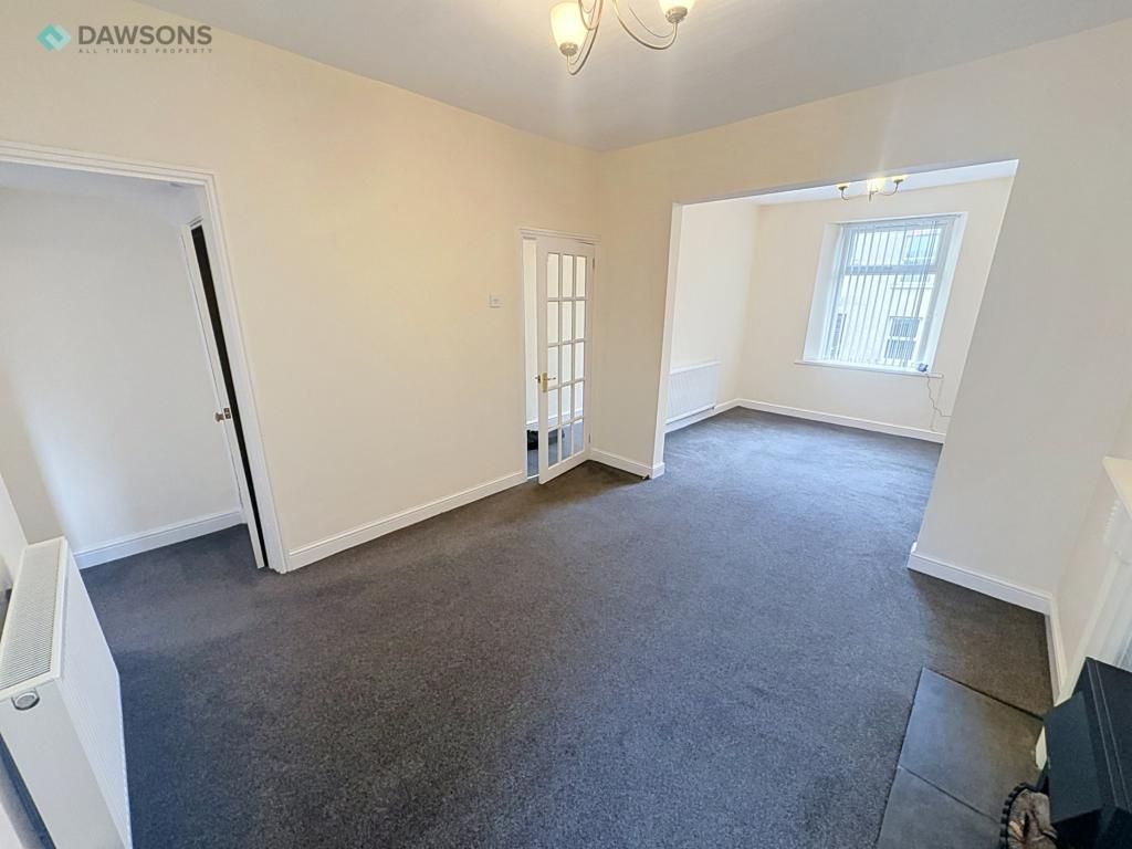 Property photo 2 of 8 Dining Room