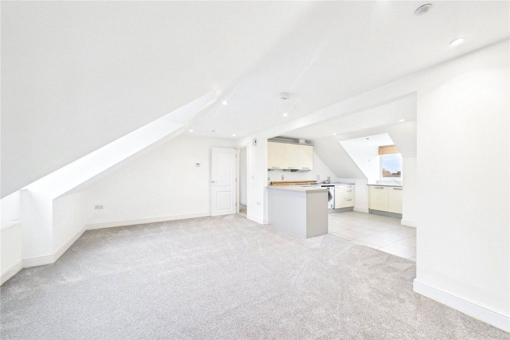 Property photo 2 of 12 Picture No. 09