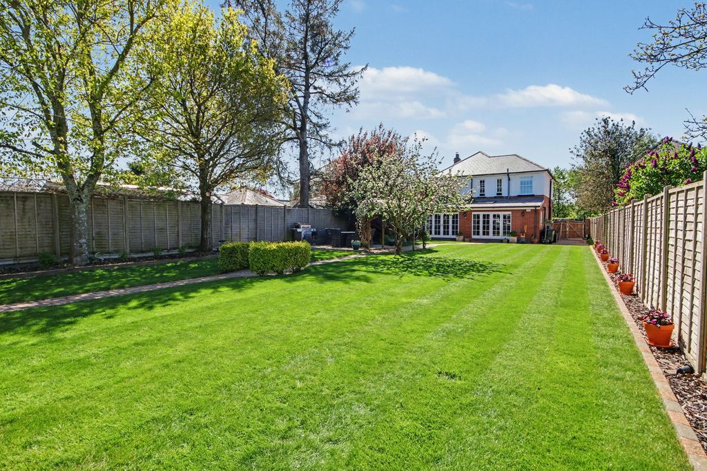 Additional image 24 of 4 bed detached house for salePortsmouth Road, Southampton SO19