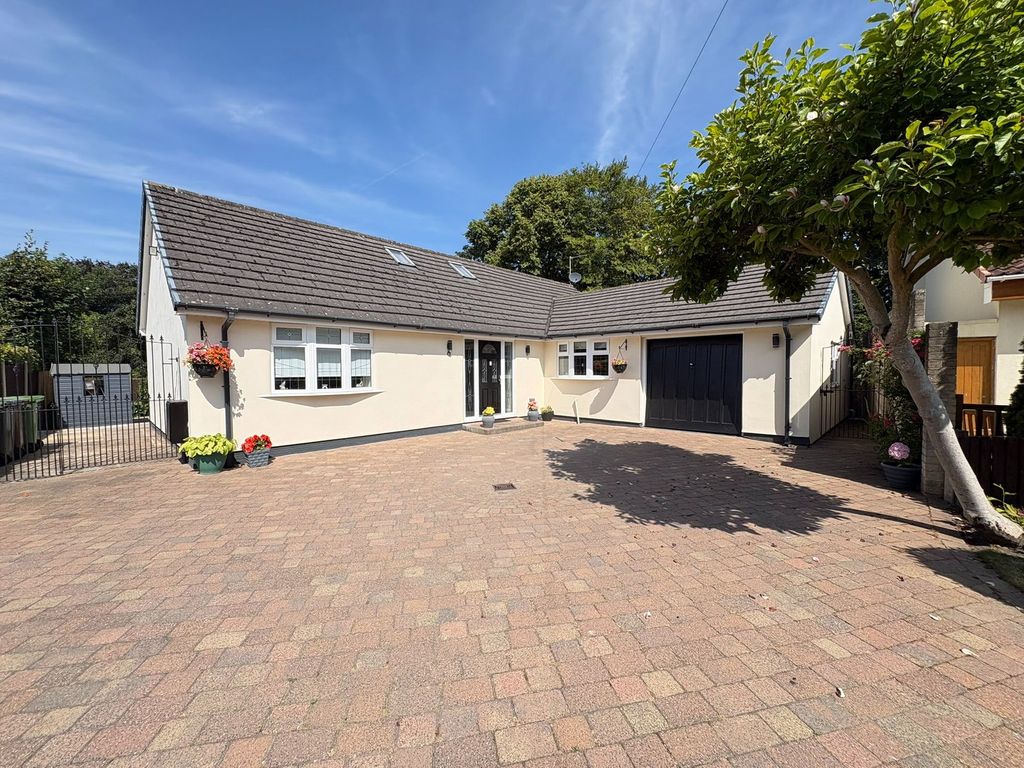 Property photo 1 of 50