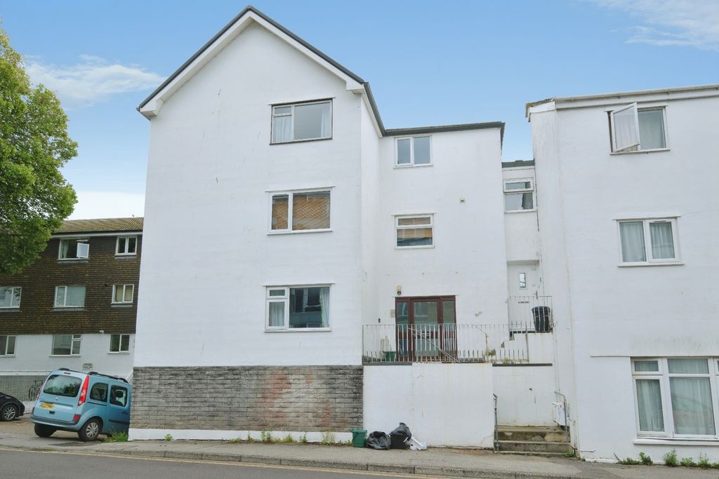 Property photo 2 of 15 Pbox-Img.Jpg