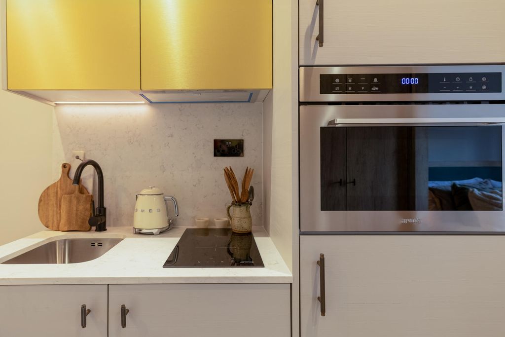 Property photo 3 of 4 Kitchen