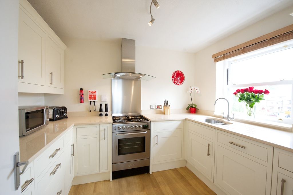 Property photo 2 of 13 50133 007