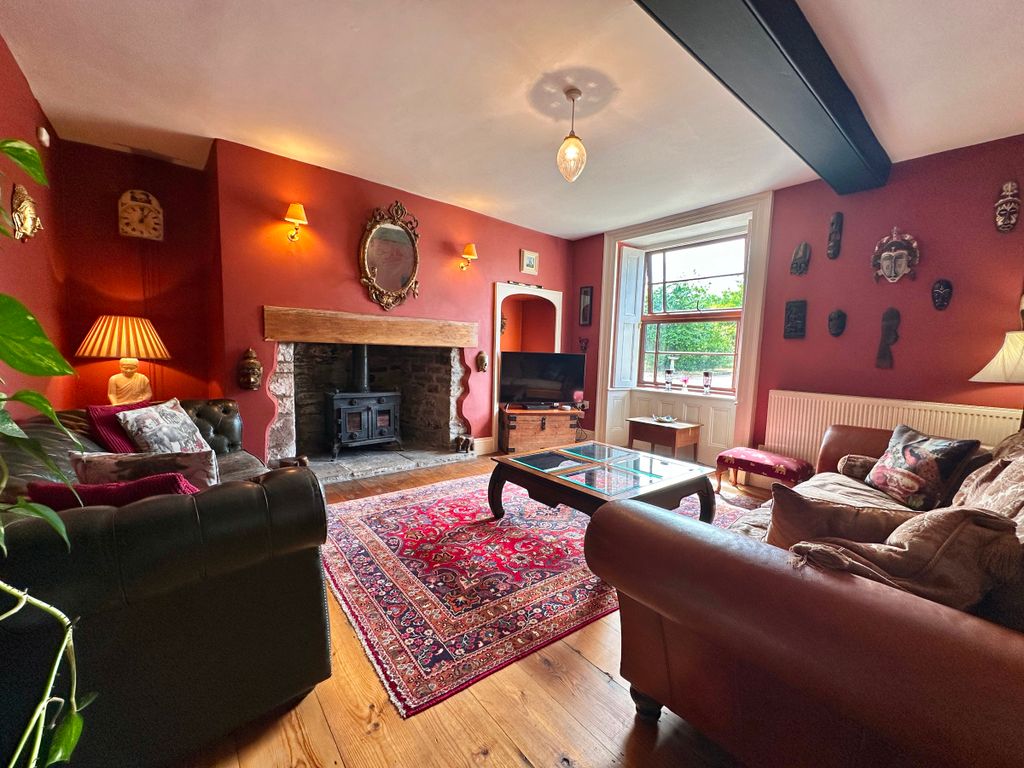 Property photo 3 of 45