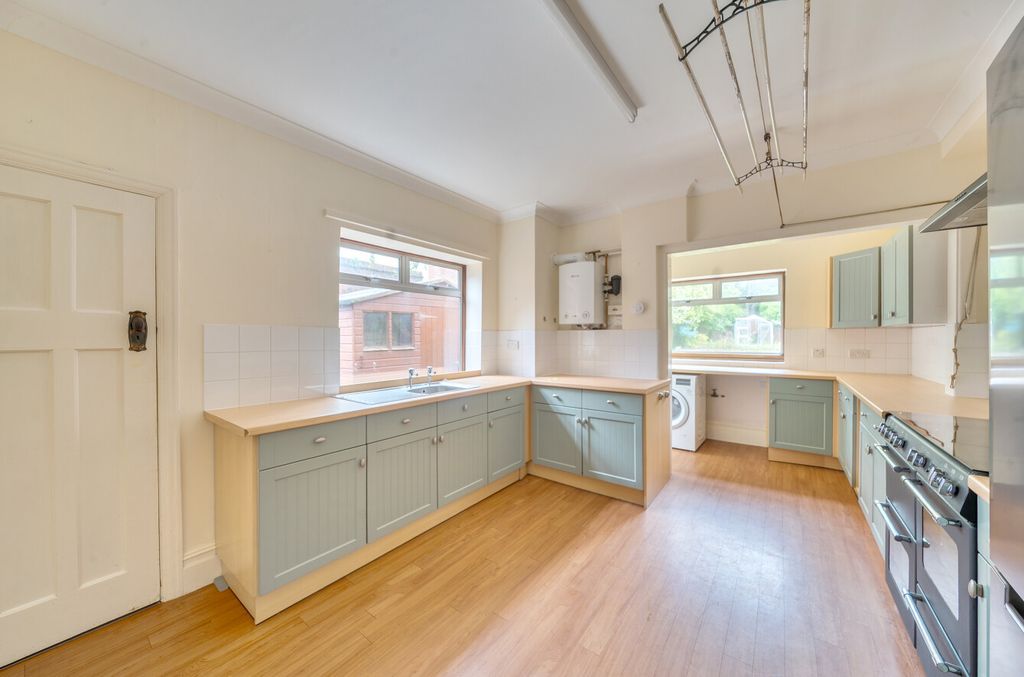 Property photo 3 of 16 1357416-29-68Cb00...