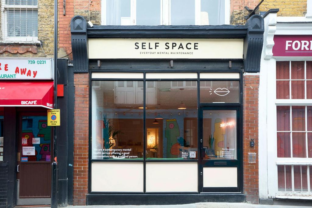 Property photo 1 of 17 69Rivingtonstreetshoreditcholdstreetec2A3Ayshopretailshowroomgalleryforrentexternal1Dominionlondon.Jpg