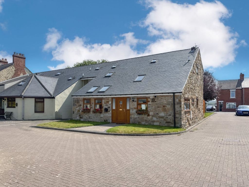 Property photo 1 of 37 External