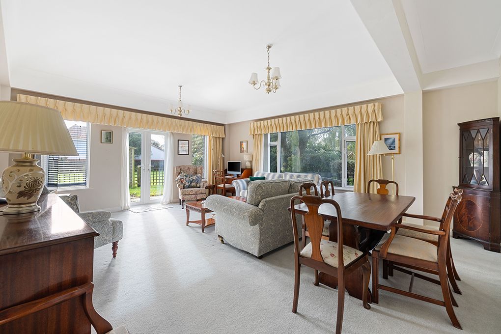 Property photo 3 of 15