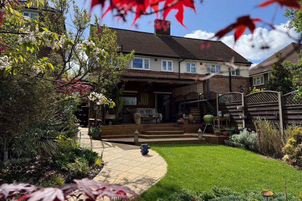 Property photo 1 of 25