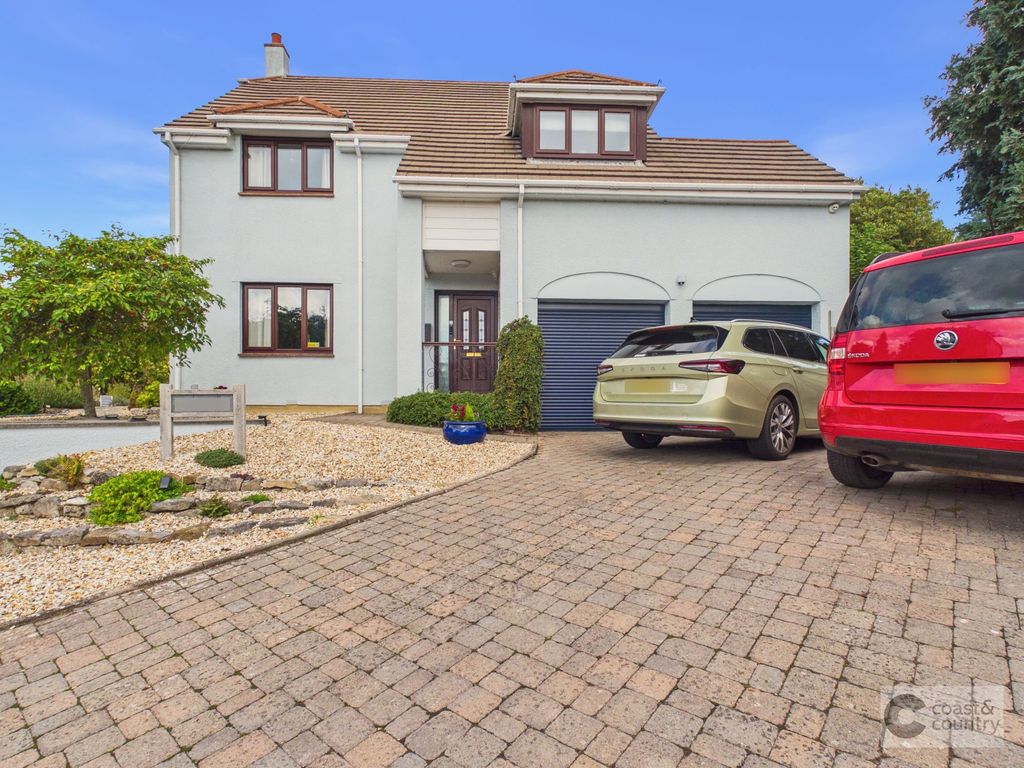 Property photo 1 of 28
