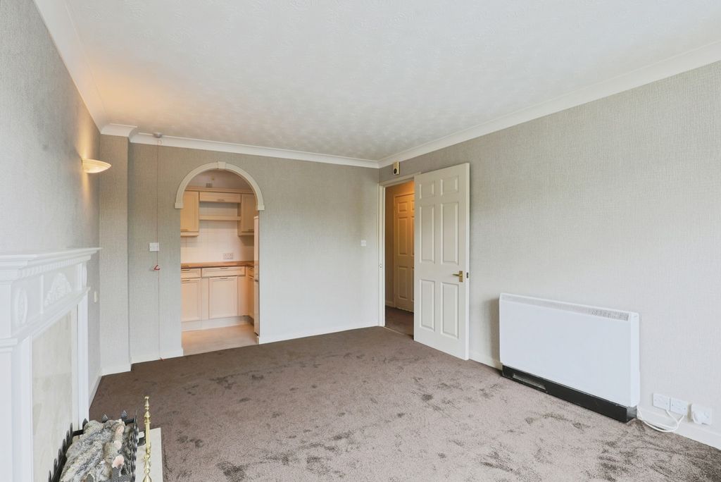 Property photo 2 of 18 Photo