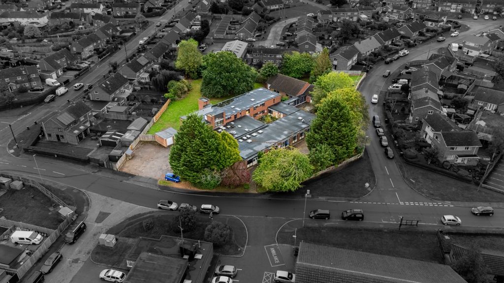 Property photo 1 of 7 Photo 8