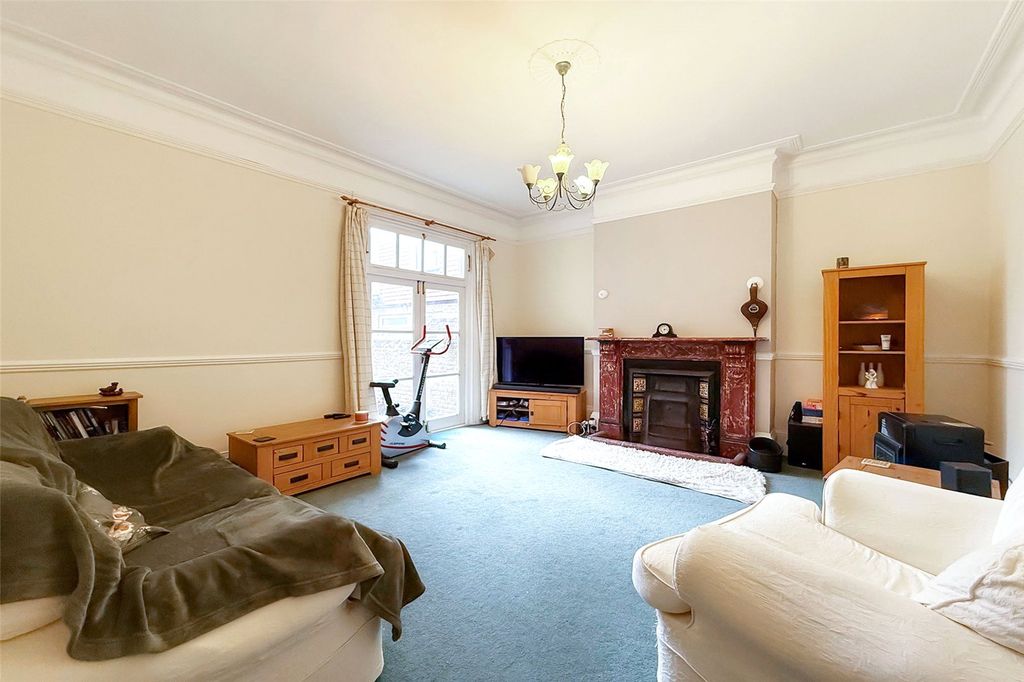 Property photo 3 of 25 Picture No. 31