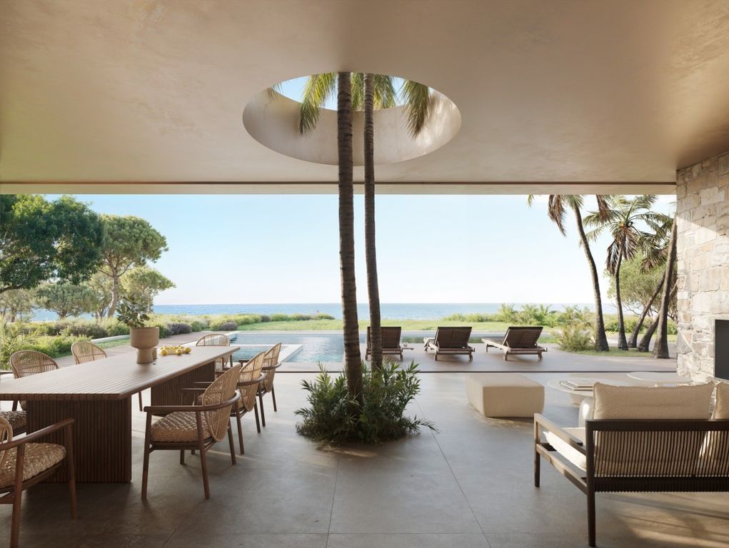 Property photo 3 of 20 Covered Terrace