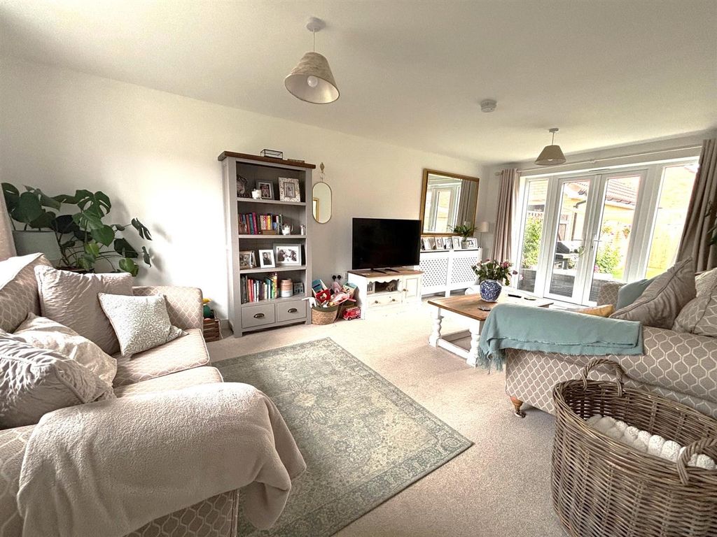 Property photo 2 of 13 7.Jpg