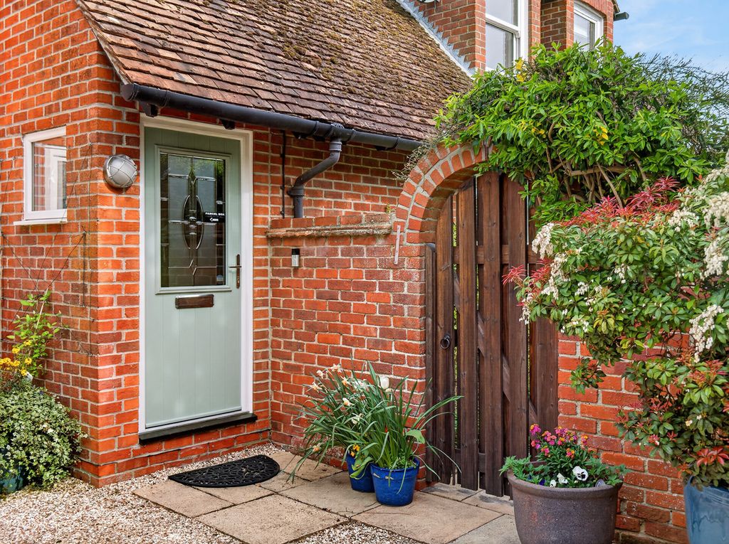 Property photo 3 of 34