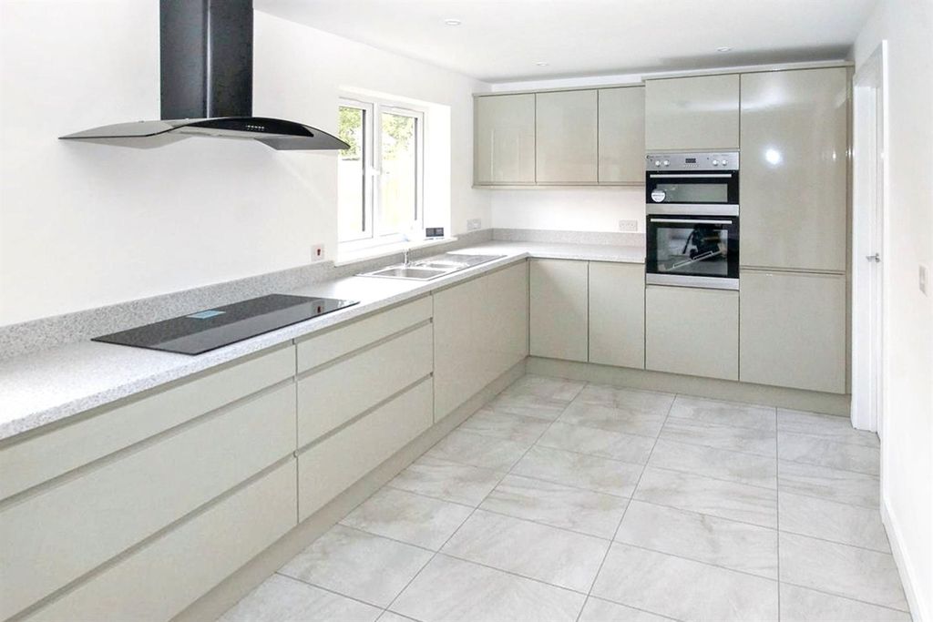 Property photo 2 of 15 Bjvadf7Tukccfsdptkjzdq (1).Jpg