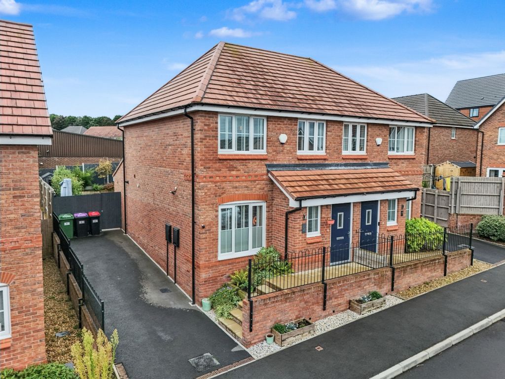 Property photo 1 of 16 4403691