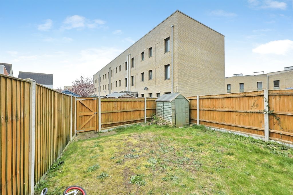 Property photo 3 of 14