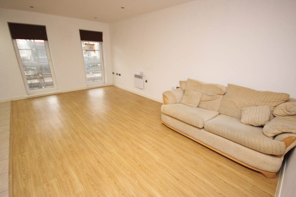 Property photo 1 of 3