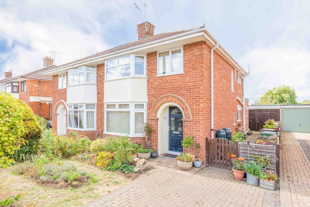 Property photo 1 of 18