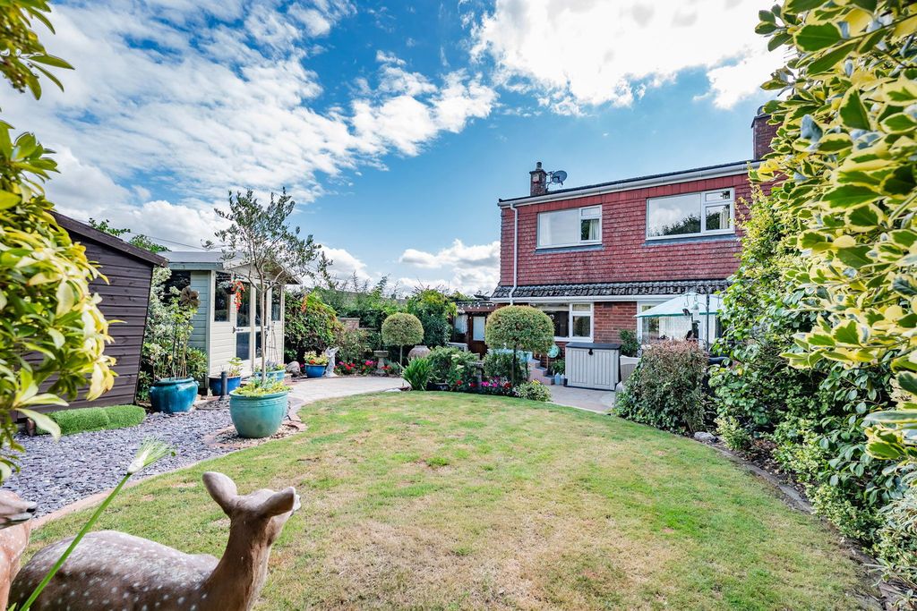 Property photo 2 of 14