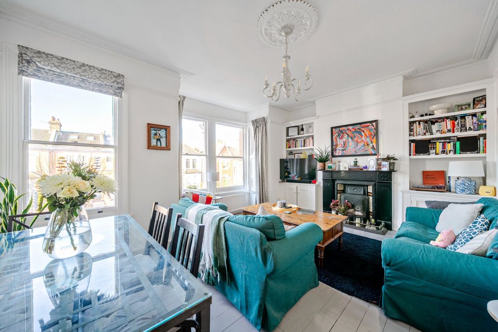 Property photo 2 of 13 Picture No. 36