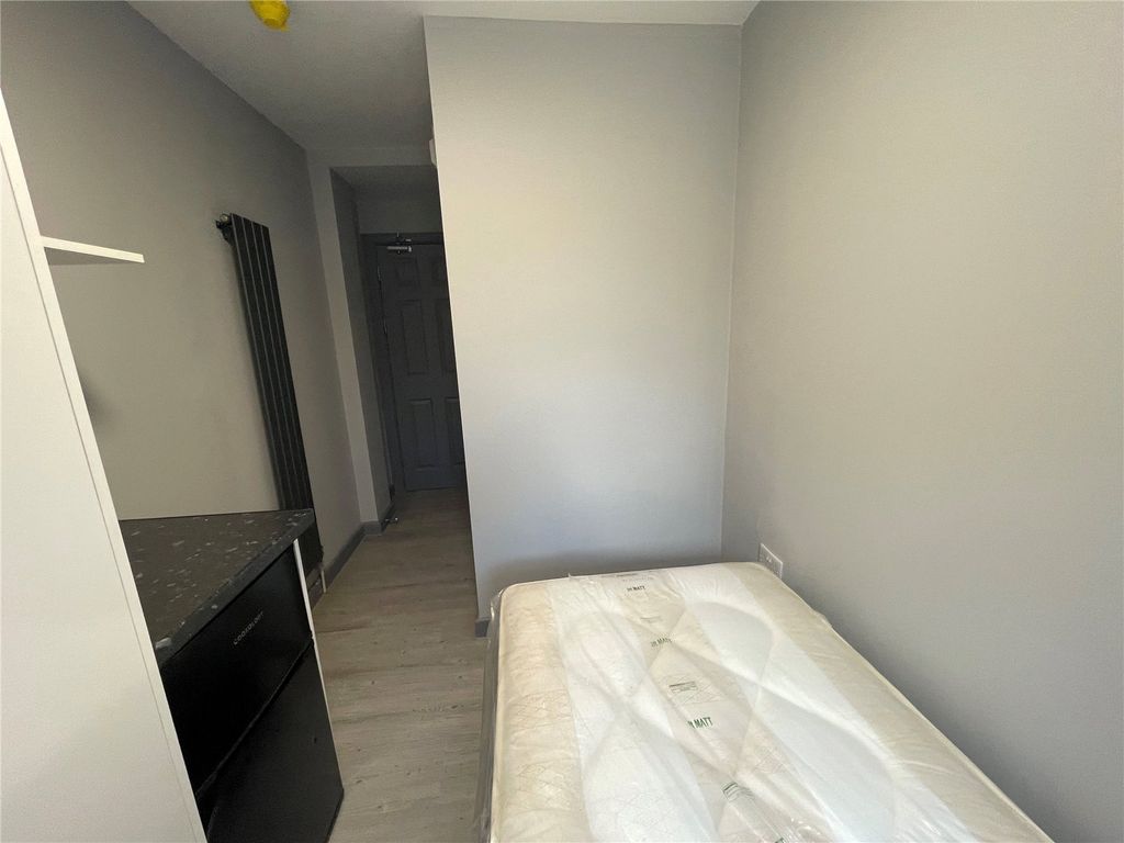 Property photo 2 of 5 Picture No. 05