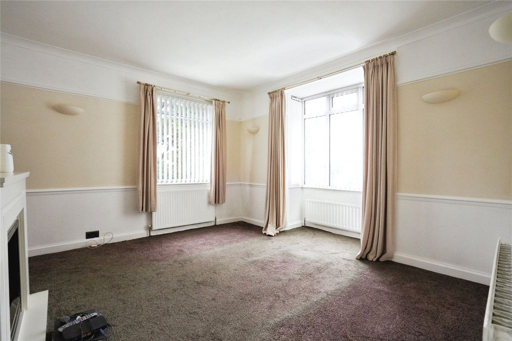 Property photo 3 of 32 Picture No. 34