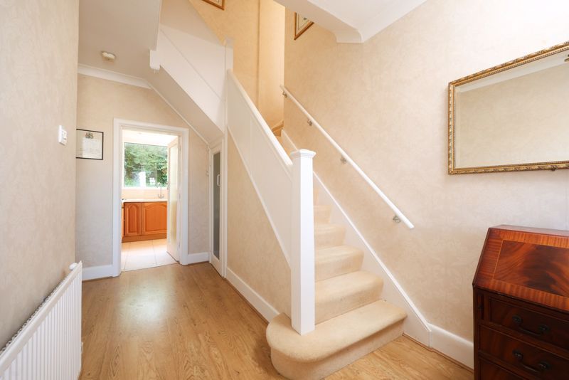 Property photo 3 of 17 Hallway