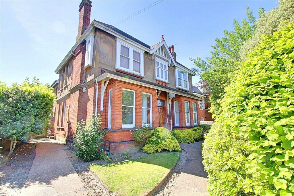 Property photo 1 of 5 Exterior