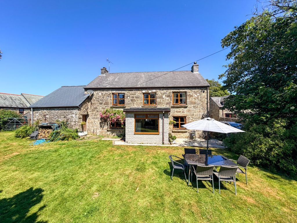 Property photo 1 of 31 4842501