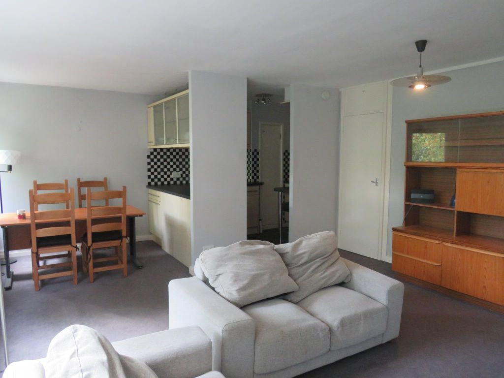 Property photo 3 of 14 Living Room