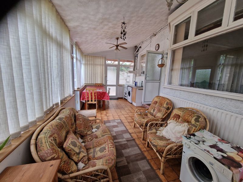 Property photo 3 of 11 Photo 16