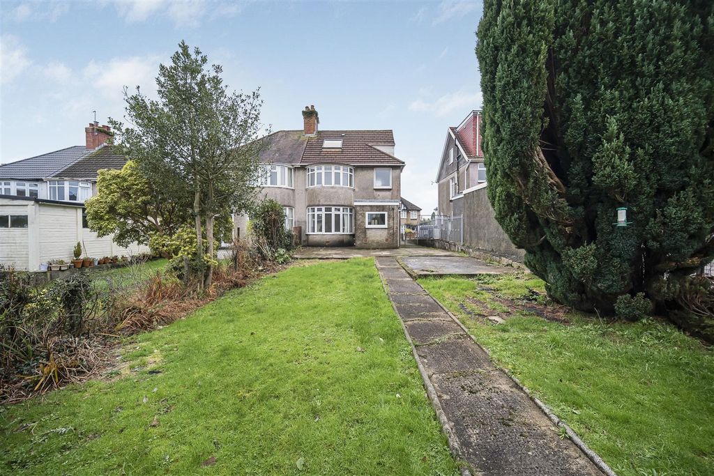 Property photo 2 of 22 External