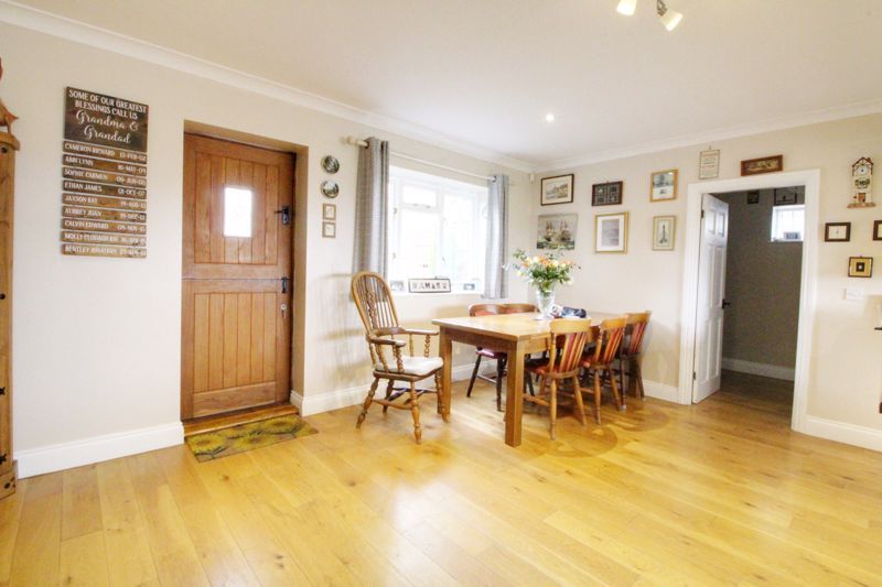 Property photo 2 of 17 Photo 17