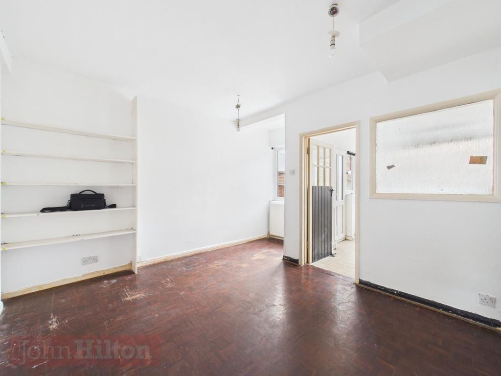 Property photo 3 of 12 Pr0711-Still003.Jpg