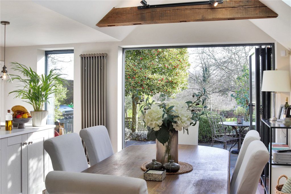 Property photo 3 of 21 Dining Area To Gdn
