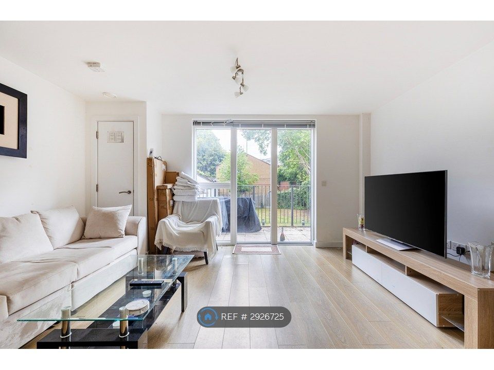 Property photo 3 of 12 Open Plan Living Room And Kitchen