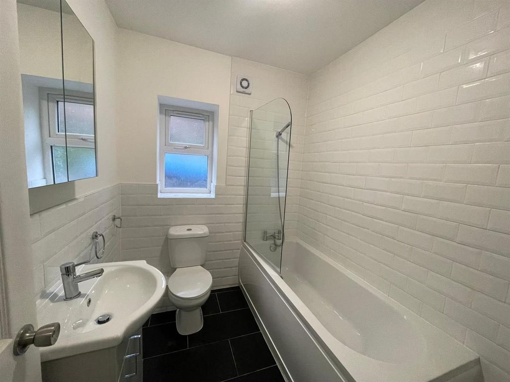 Property photo 3 of 8 Whatsapp Image 2022-01-11 At 15-3.29.46.Jpeg