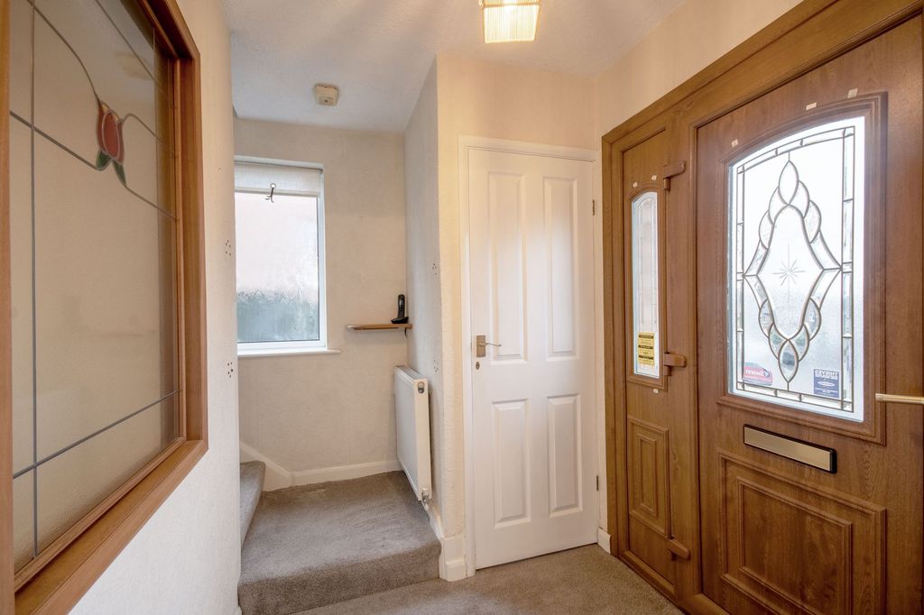 Property photo 3 of 24