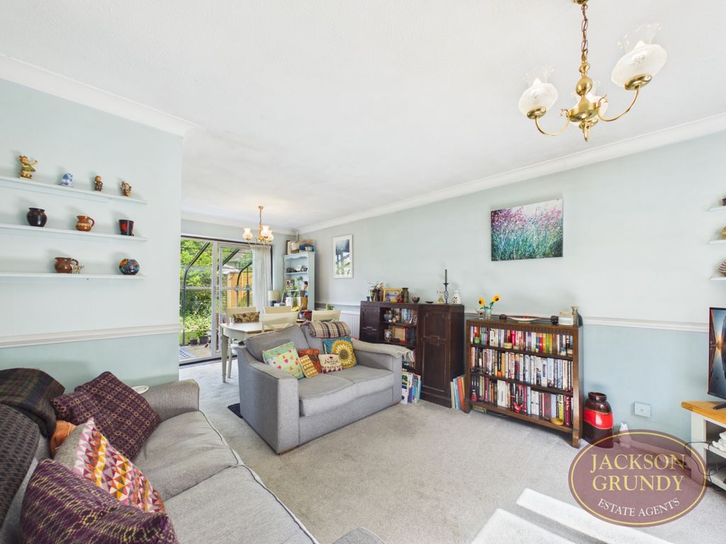 Property photo 3 of 18 Goldenash Court