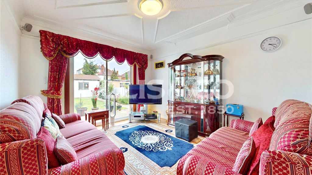 Property photo 2 of 11 Picture No. 08