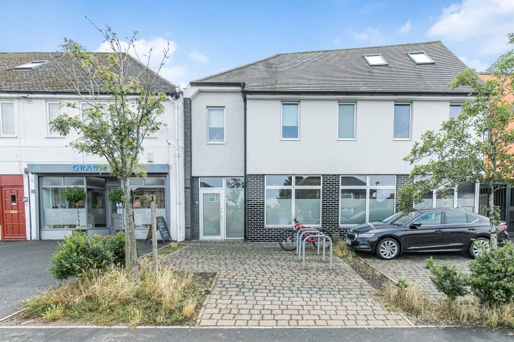 Property photo 1 of 9 138301