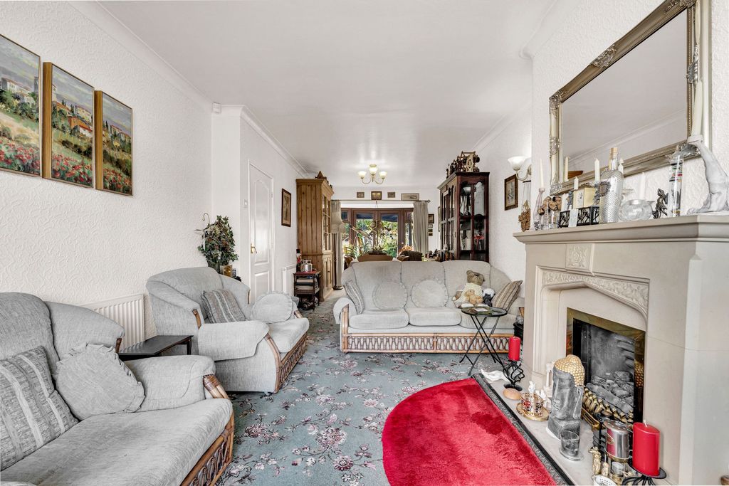 Property photo 2 of 30