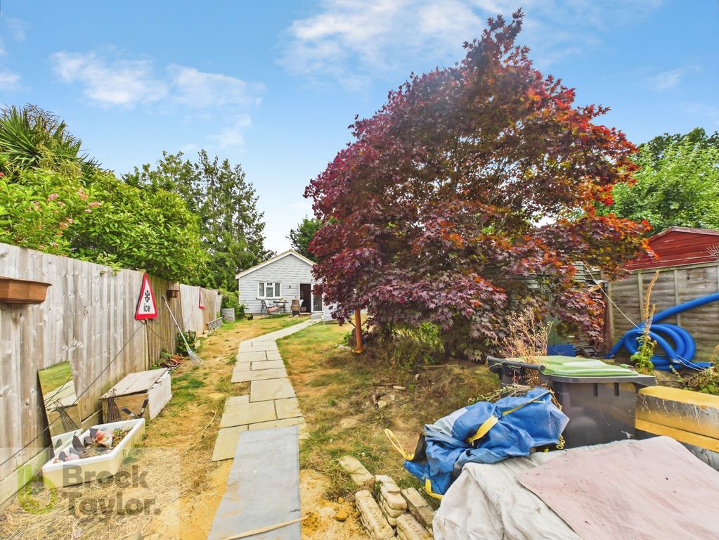 Property photo 2 of 17 12