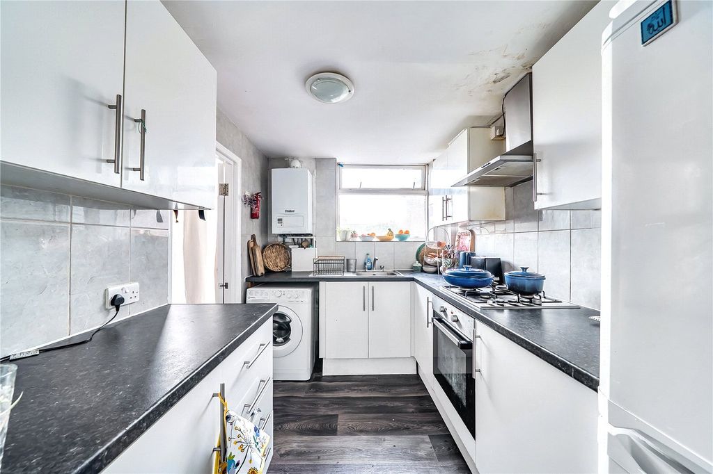 Property photo 2 of 10 Picture No. 08